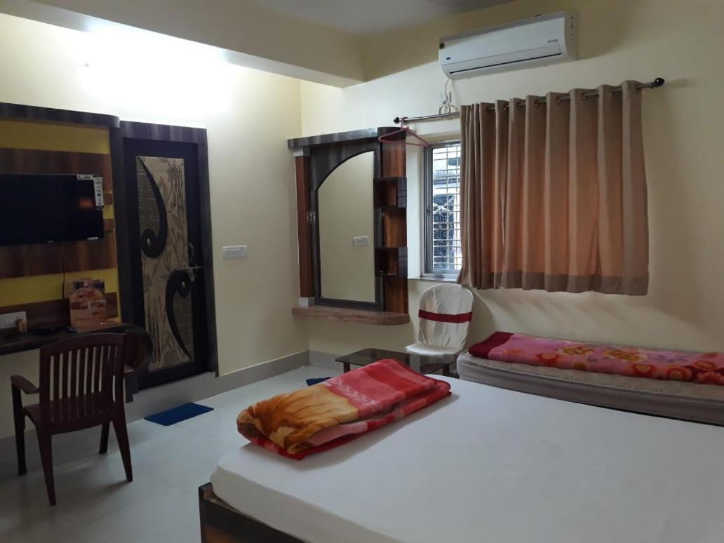 Hotel Sagnik Murshidabad Luaran gambar