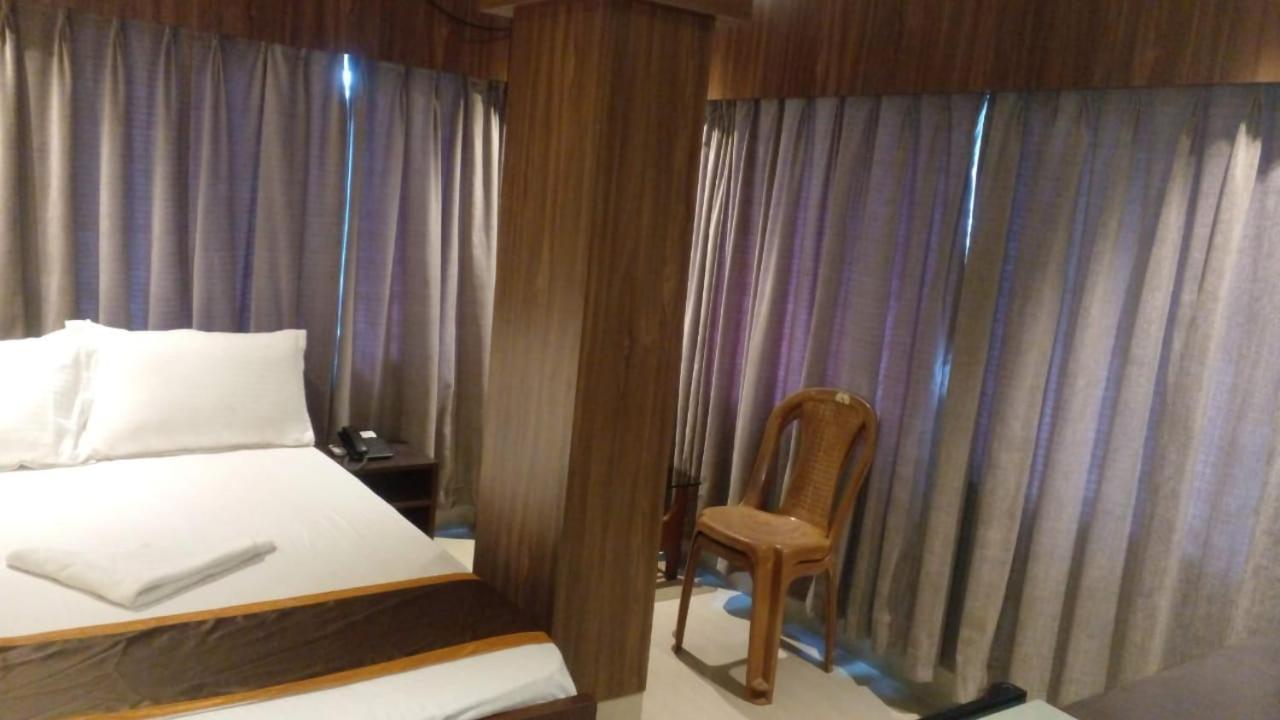 Hotel Sagnik Murshidabad Luaran gambar