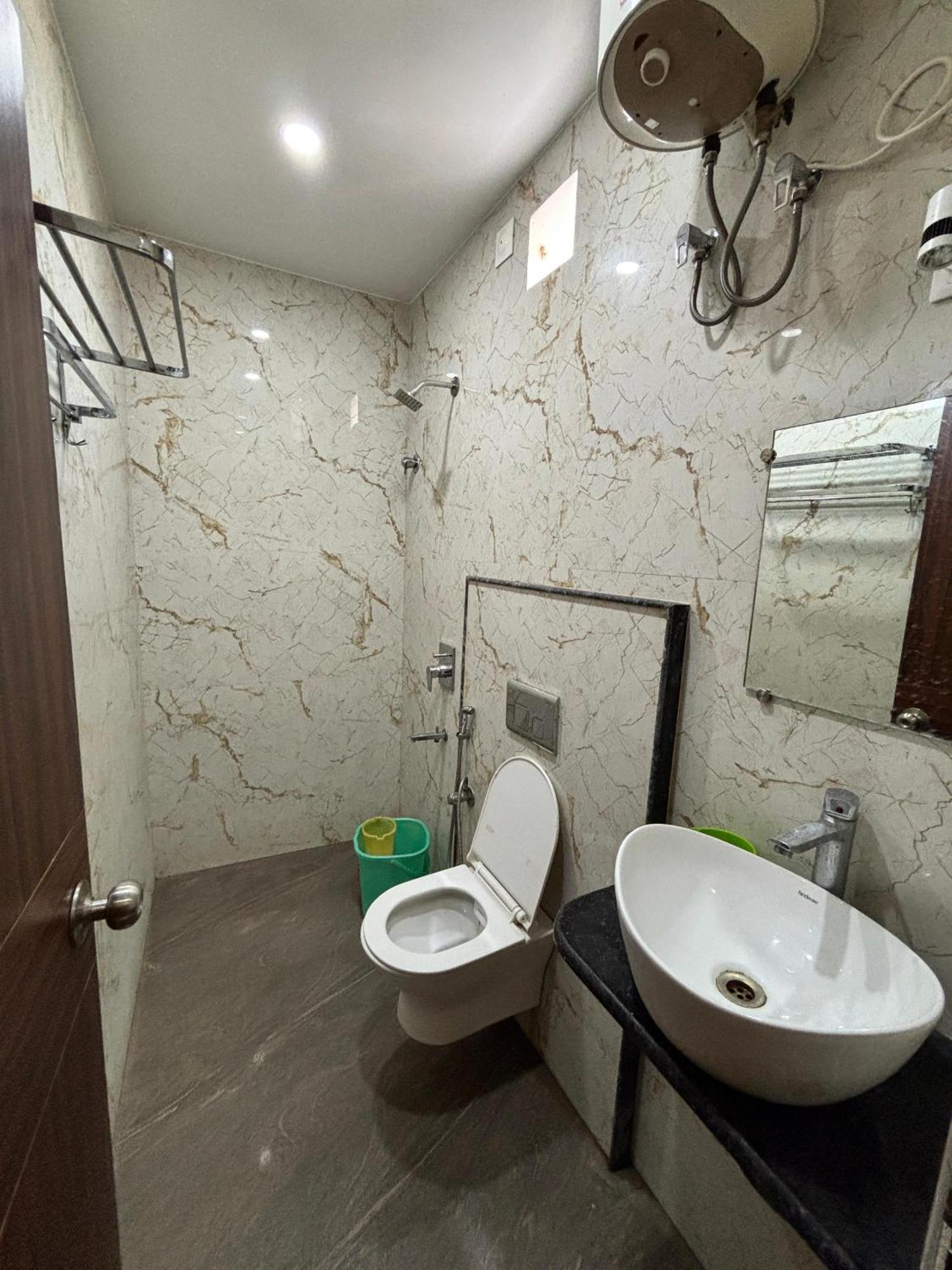 Hotel Sagnik Murshidabad Luaran gambar