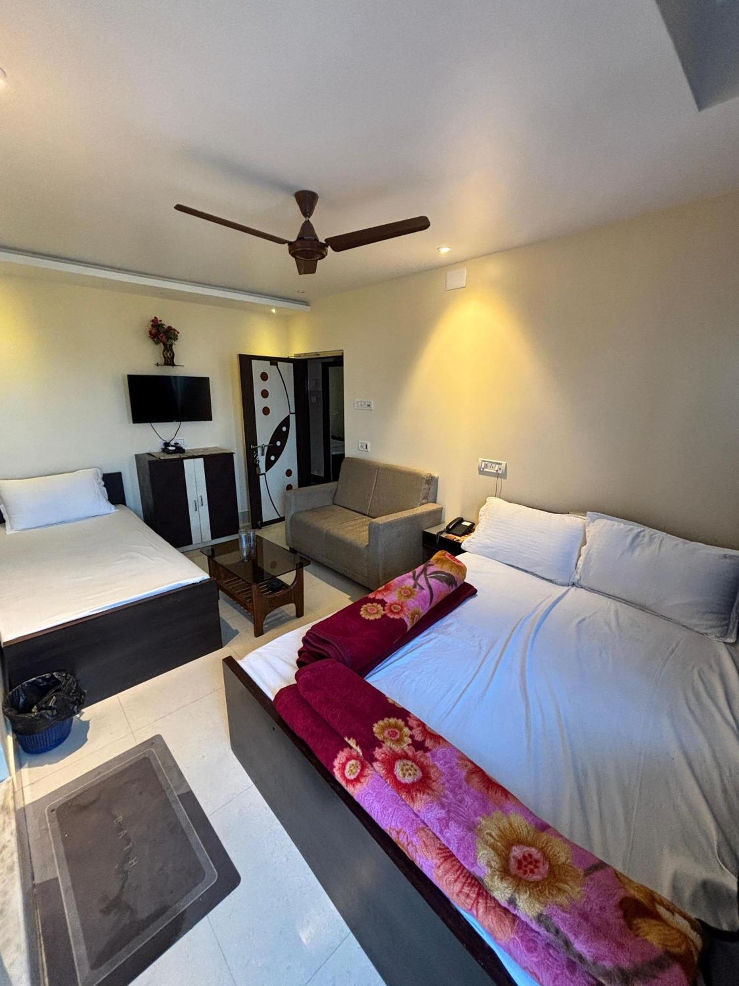 Hotel Sagnik Murshidabad Luaran gambar